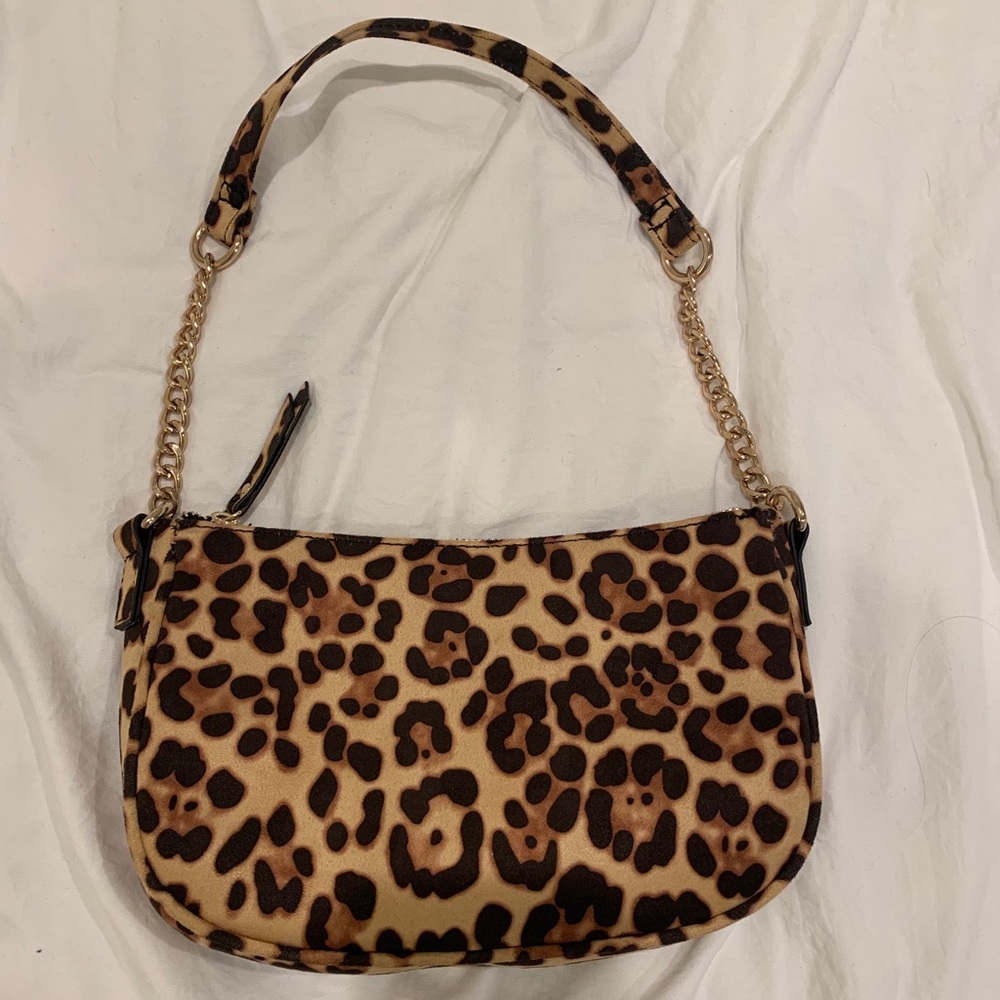 Mini Cheetah Shoulder Bag!